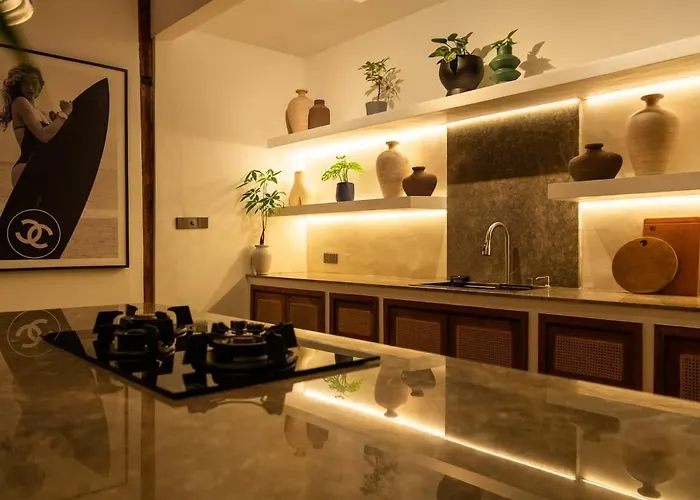 Villa Designer 4br With Pool - Berawa - Umalas