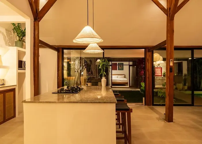 Designer 4br With Pool - Berawa - Umalas Canggu (Bali)
