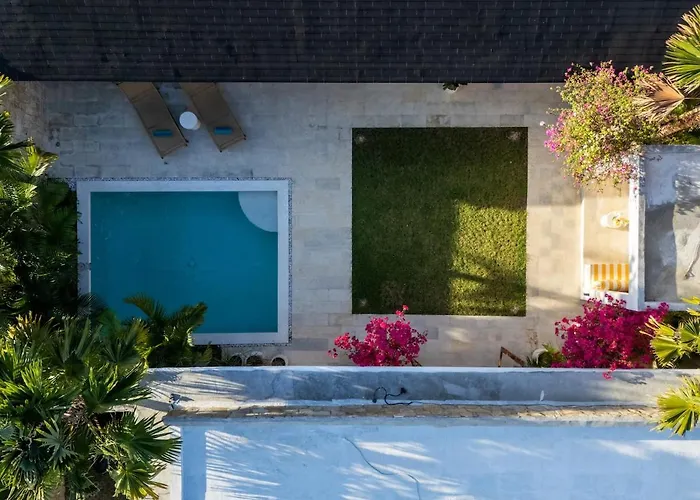 Designer 4br With Pool - Berawa - Umalas *