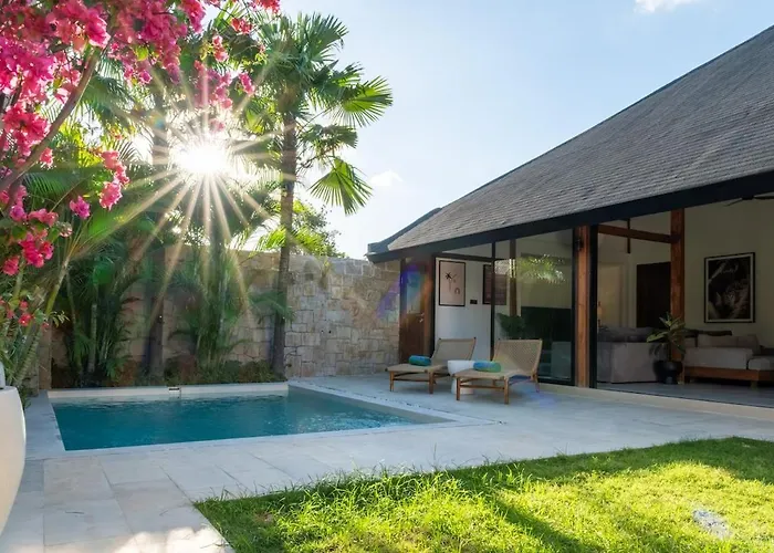 Designer 4br With Pool - Berawa - Umalas Villa
